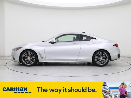 2017 INFINITI Q60 Premium
