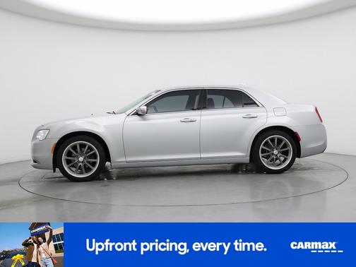2019 Chrysler 300 Touring