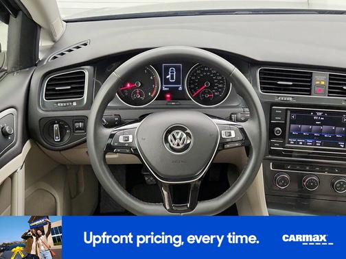 2020 Volkswagen Golf TSI