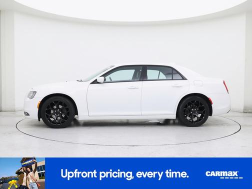 2019 Chrysler 300 S
