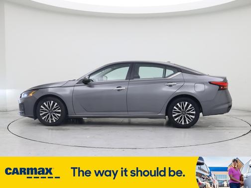 2023 Nissan Altima SV