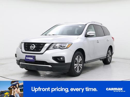 2017 Nissan Pathfinder SV