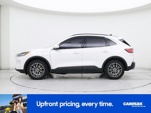 2022 Ford Escape PHEV Titanium