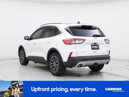 2022 Ford Escape PHEV Titanium