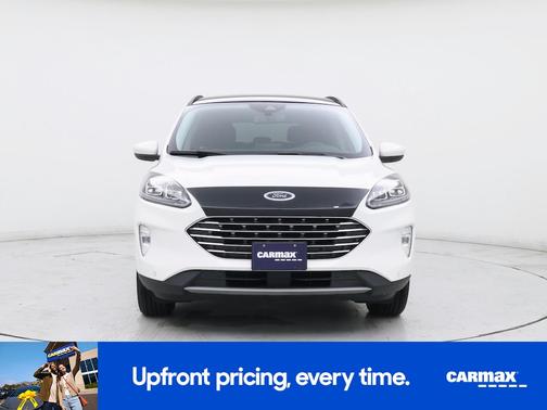 2022 Ford Escape PHEV Titanium