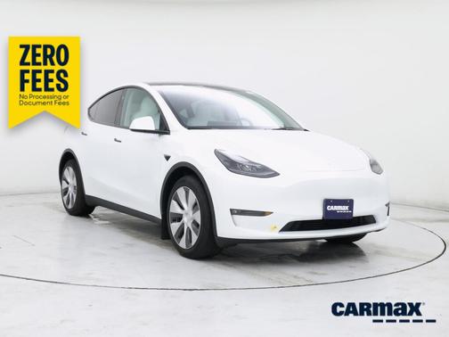 White 2023 Tesla Model Y Long Range