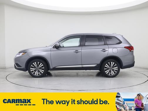 2019 Mitsubishi Outlander SE