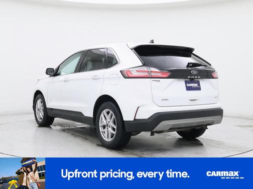White 2023 Ford Edge SEL