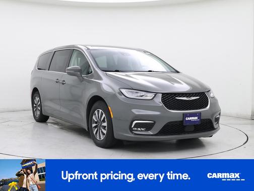 Gray 2022 Chrysler Pacifica Hybrid Touring L