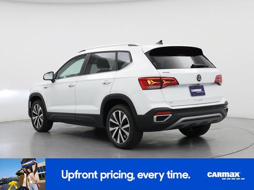 White 2024 Volkswagen Taos SE