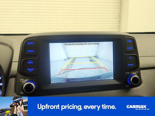 Gray 2019 Hyundai KONA SEL