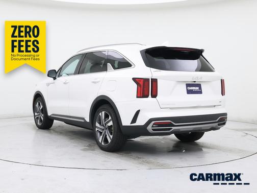 White 2024 Kia Sorento Hybrid EX