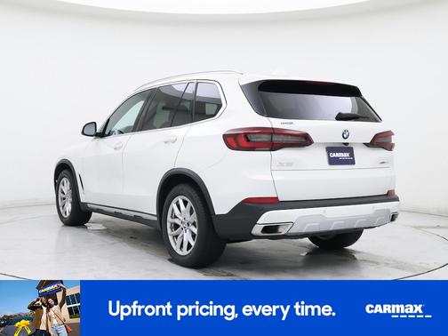 White 2023 BMW X5 xDrive40i