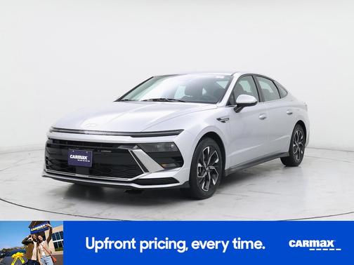 2025 Hyundai SONATA SE