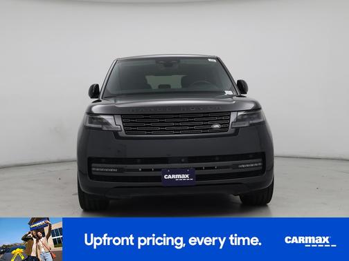 Black 2024 Land Rover Range Rover SE
