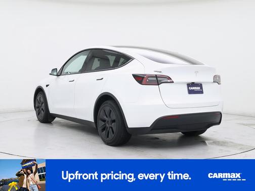 White 2025 Tesla Model Y Long Range