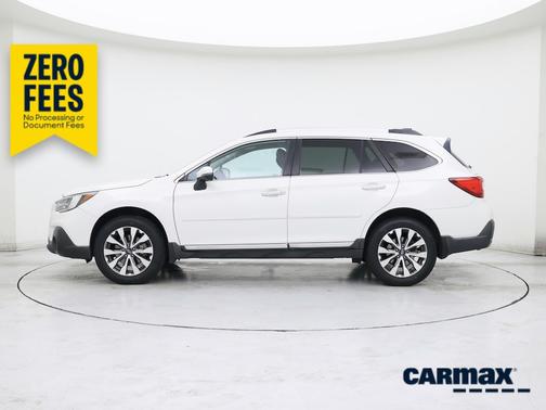 White 2018 Subaru Outback 3.6R Touring