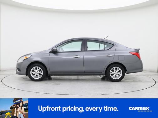 2016 Nissan Versa SV