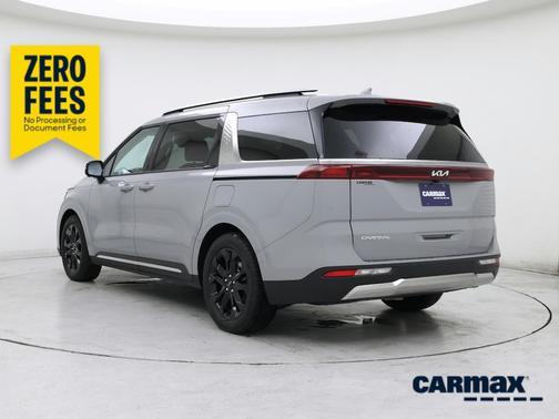 Gray 2024 Kia Carnival SX