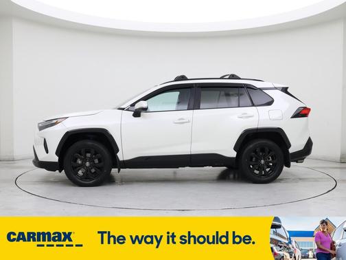 2022 Toyota RAV4 Hybrid SE