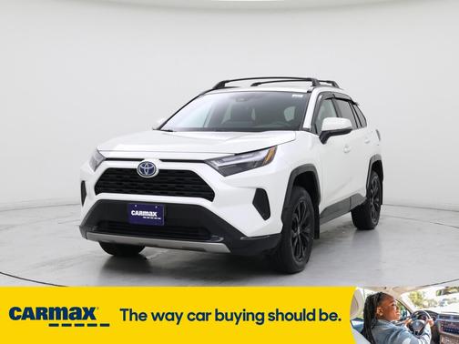 2022 Toyota RAV4 Hybrid SE