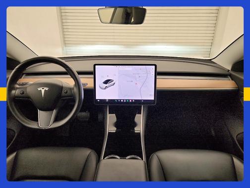 White 2019 Tesla Model 3 Standard Range Plus