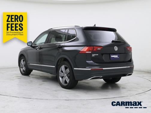 Black 2021 Volkswagen Tiguan SEL