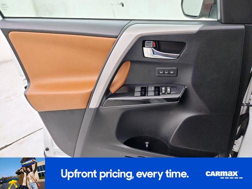 White 2016 Toyota RAV4 Limited