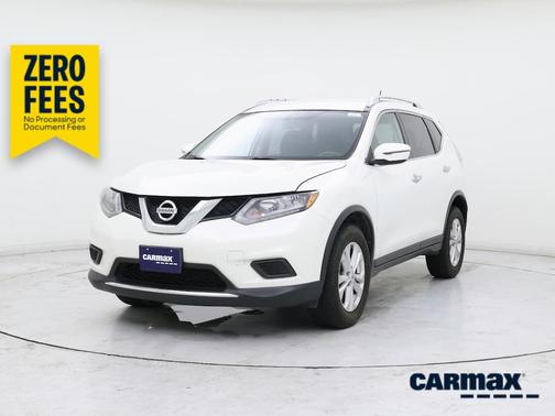 White 2016 Nissan Rogue SV