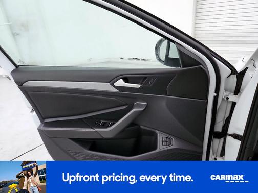 2023 Volkswagen Jetta SE