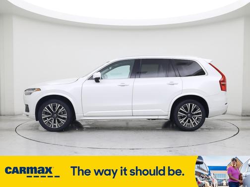 2020 Volvo XC90 T6 Momentum