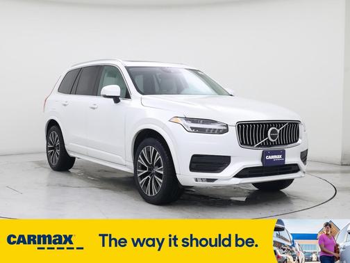 2020 Volvo XC90 T6 Momentum