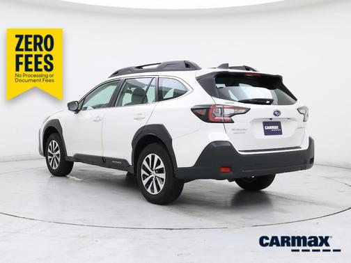 White 2025 Subaru Outback