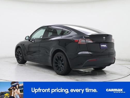 Black 2023 Tesla Model Y Long Range