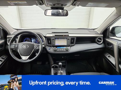 White 2018 Toyota RAV4 XLE