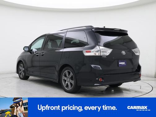 2020 Toyota Sienna SE