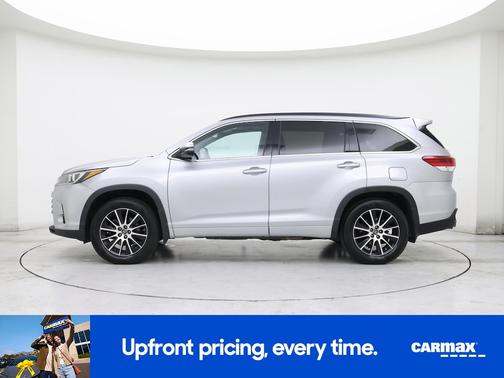 2017 Toyota Highlander SE