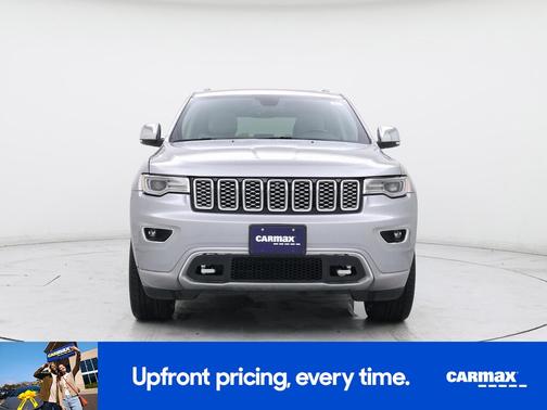 Silver 2017 Jeep Grand Cherokee Overland