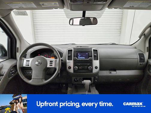 White 2018 Nissan Frontier SV