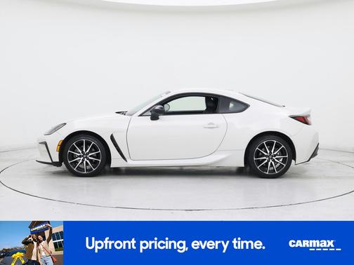 White 2022 Toyota GR86