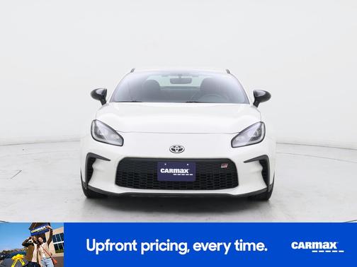 White 2022 Toyota GR86