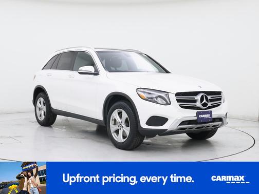 White 2018 Mercedes-Benz GLC 300