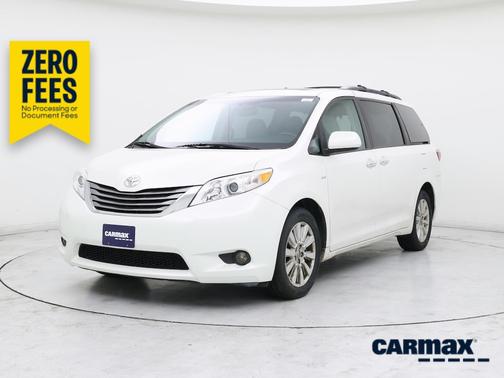 White 2017 Toyota Sienna XLE
