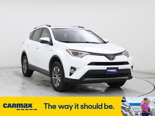 2017 Toyota RAV4 Hybrid XLE
