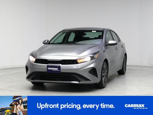 Gray 2024 Kia Forte LXS