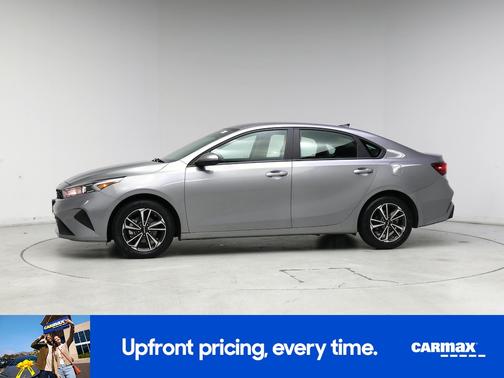 Gray 2024 Kia Forte LXS