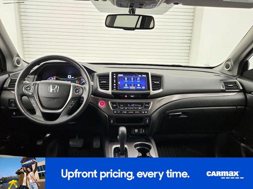 Gray 2017 Honda Pilot EX-L