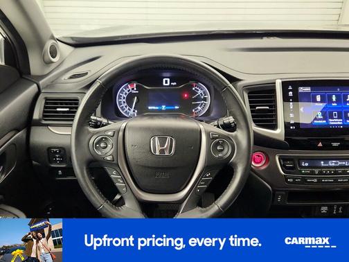 Gray 2017 Honda Pilot EX-L