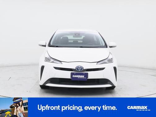 White 2021 Toyota Prius LE