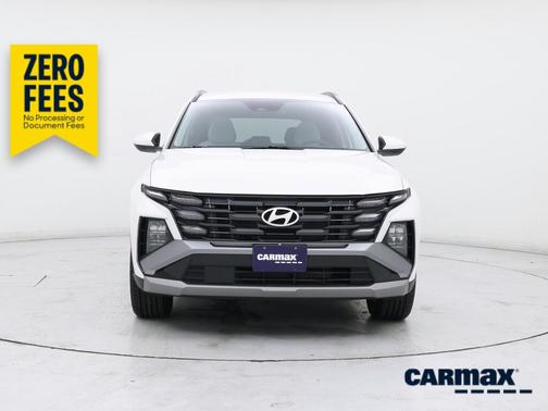 White 2025 Hyundai TUCSON SEL